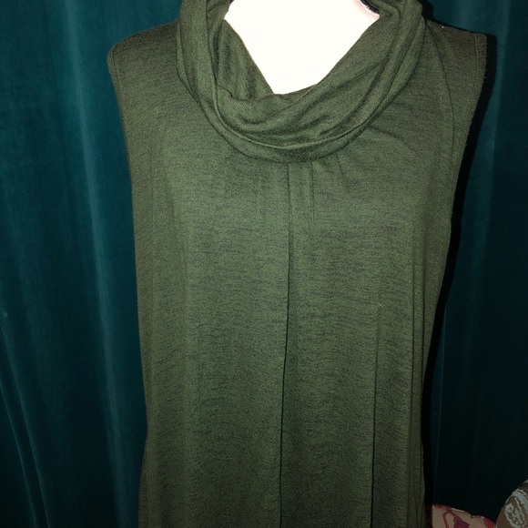 Green sweater sleeveless tunic - Picture 4 of 7